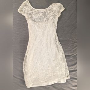 Hollister Lace Dress | White | Size Medium
